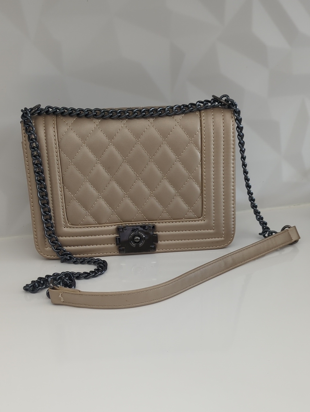 Quilted Taupe Leather Crossbody Bag with Chain Strap In Great Condition